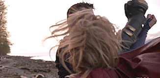 Supergirl fighting Ben Lockwood.