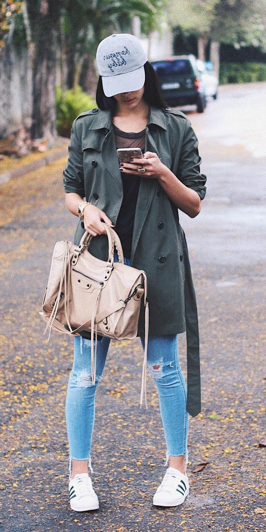 10+ Trendy Outfits to Get You Excited - #Cute, #Outfit, #Outfitoftheday, #Best, #Streetstyle Esses paparazzis nunca me deixam em paz... 