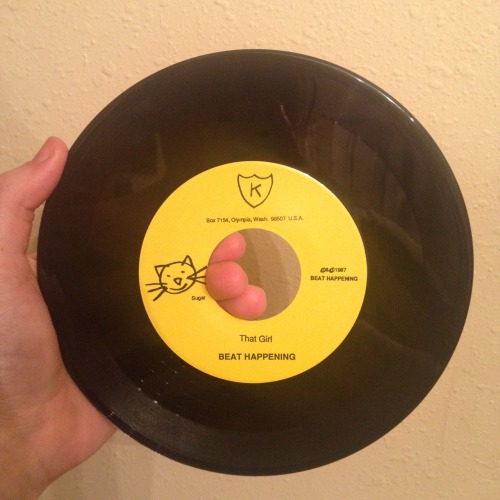 fatbeyonce420:Beat Happening “Look Around” b/w “That Girl” K...