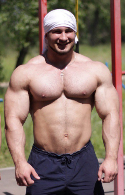 ripped muscle gay men