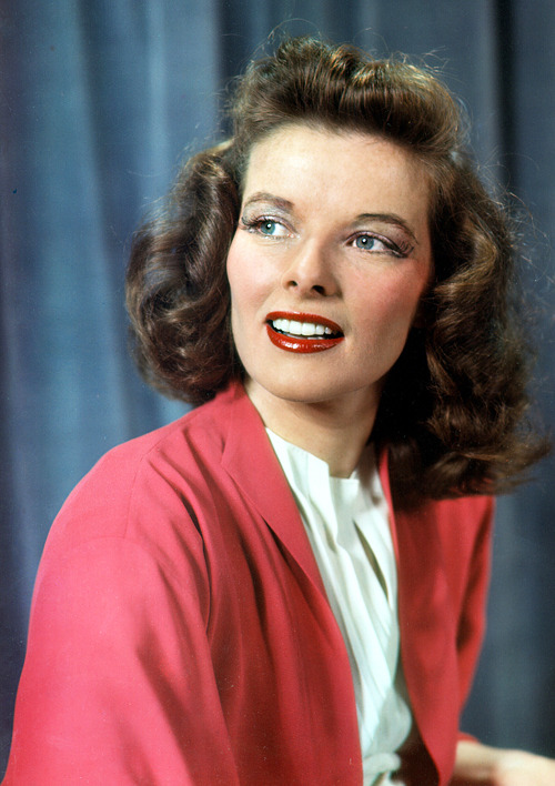 steamboatbilljr:Katharine Hepburn in costume as Tracy Lord for...