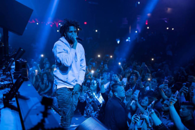 Cole World — J. Cole performing at Light Nightclub in Las...
