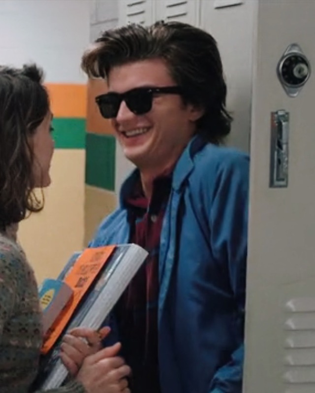 steve harrington with sunglasses