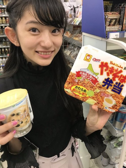 funkyfunx:ばってん少女隊オフィシャルアカウントさんのツイート: “や き そ ば 弁当！（所長） #ばっしょー...