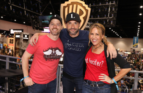 dailylucifernetflix:Tom Ellis, Ildy Modrovich and Joe...