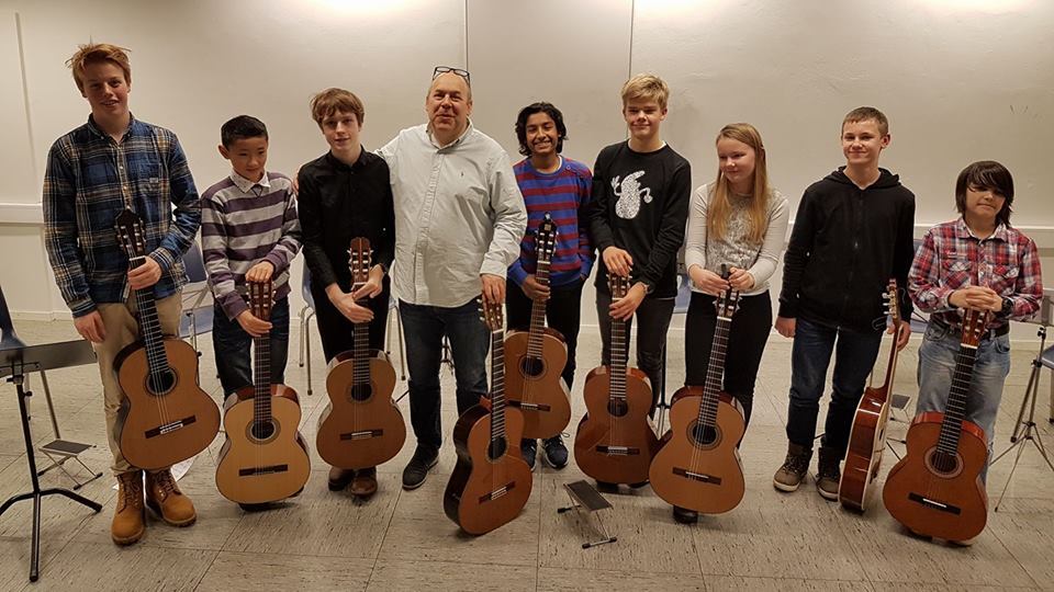 SEONVEH og Sangen der skyggen skar. Nye verk med klassisk gitar