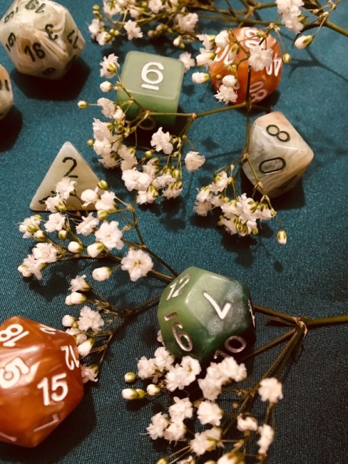 Featured image of post Aesthetic Dnd Dice Drawing It is the granddaddy of all role playing games