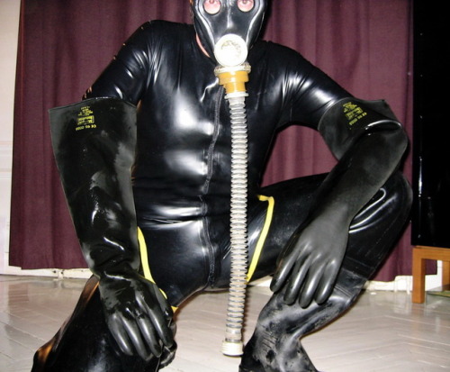 rubberdocs:My very high Egoli waders with rubber catsuit.To be...