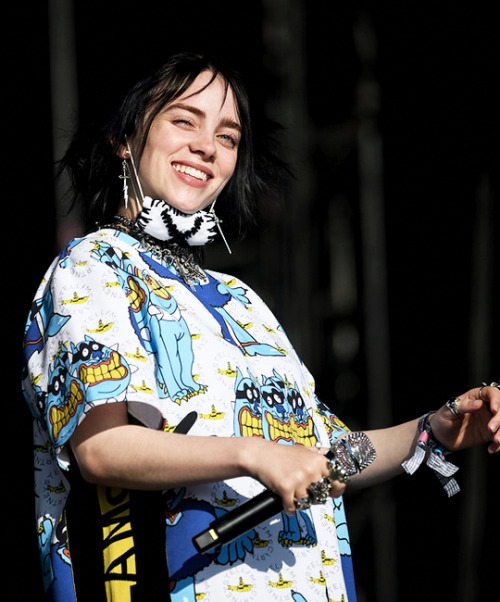 billieeilishgifs