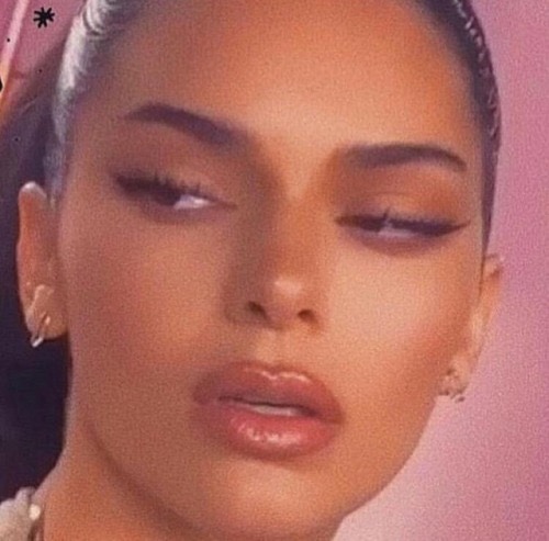 Sensual post from thebaddiebible