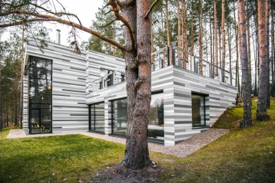 nonconcept:<br /><br />Contemporary Residence, Vilnius, Lithuania by Studio GYZA. (Photography: Antanas Minkevicius)