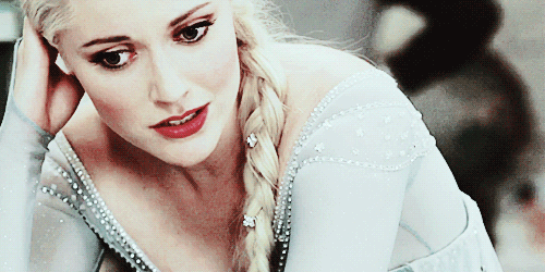 Elsa Winter alias Elsa d'Arendelle, la reine des neiges Tumblr_nfeebrrW8g1t2f6jeo1_r1_500
