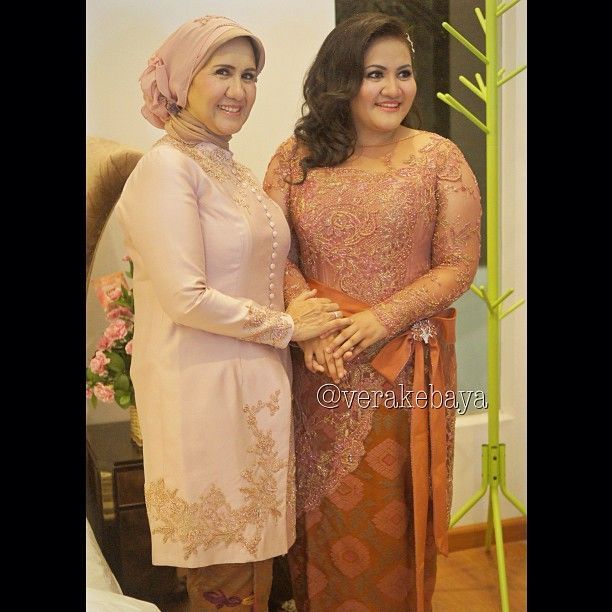 SANTISHOP Tetap PD dengan Kebaya  Big  Size 