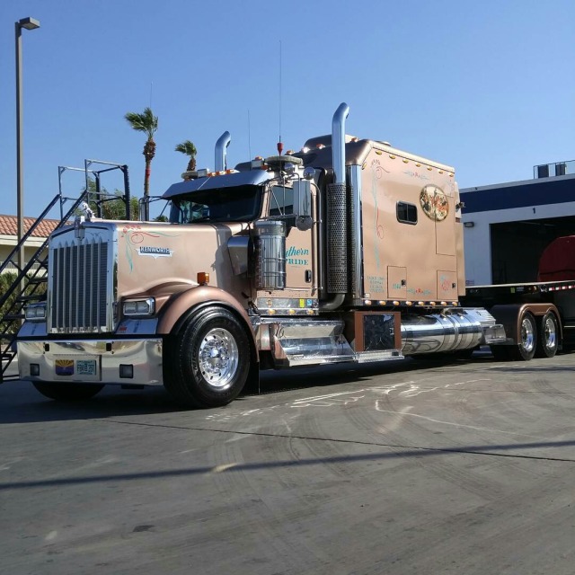 Semitrckn — Kenworth Custom W900l