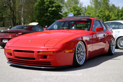 944