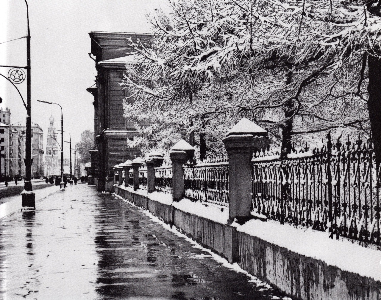 Bolshaya Pirogovskaya street in Moscow