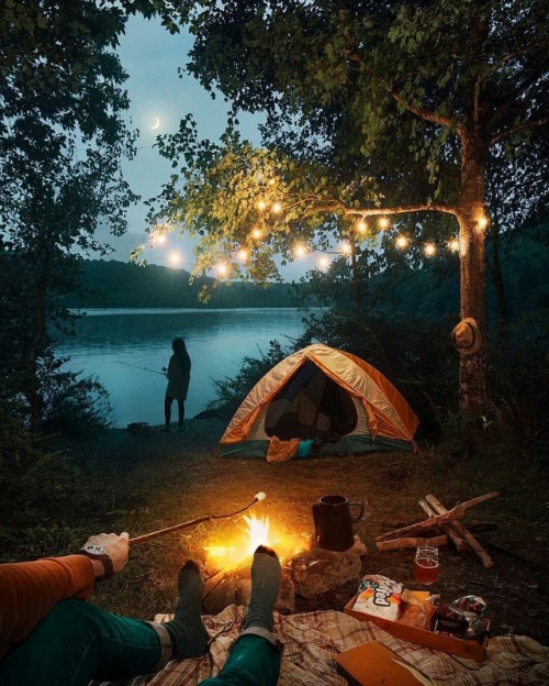 embrace-the-wild:risque-missrae:Perfect evening…...