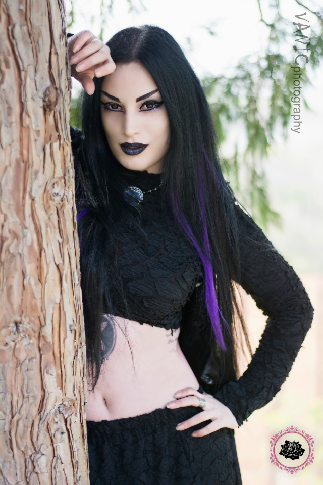 Model/MUA: Kali Noir Diamond Photo: Vanic... - Gothic and Amazing