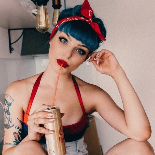 tattedbeautues:Minja Cvetković (Miss Psycho Cat)