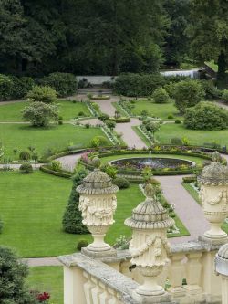 The baroque gardens of Schloss Weesenstein