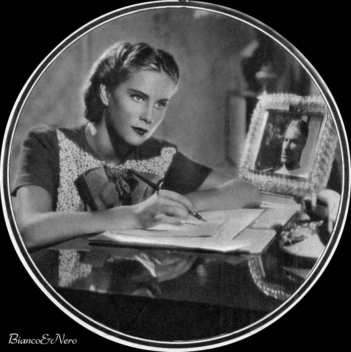 Risultati immagini per alida valli nel film assenza ingiustificata 1939