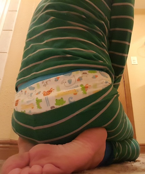 rexxor1427:Everyone now thinks I’m a baby because I had to wear diapers that ONE time 