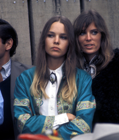 twixnmix:Michelle Phillips and Jill Gibson at the Monterey...