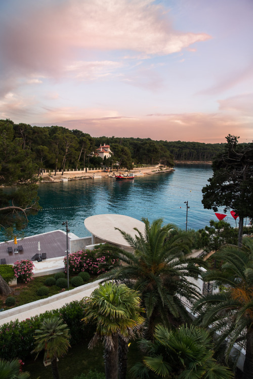 samhorine:losinj // first light - catching sunrise at the...