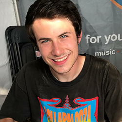 Next photo of Dylan Minnette