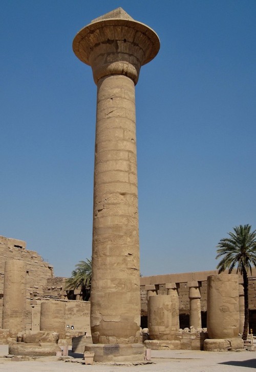 pharaoh taharqa statue