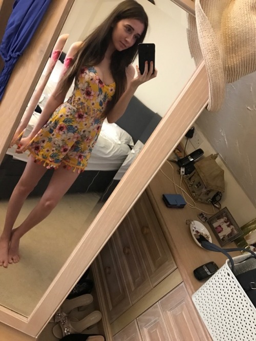 i-hate-the-beach:feeling cute in my new playsuit I’m a poet and...