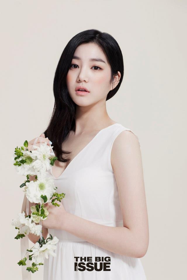 Lee Yoo Bi, kmagazinelovers: Lee Yoo Bi - Elle Magazine