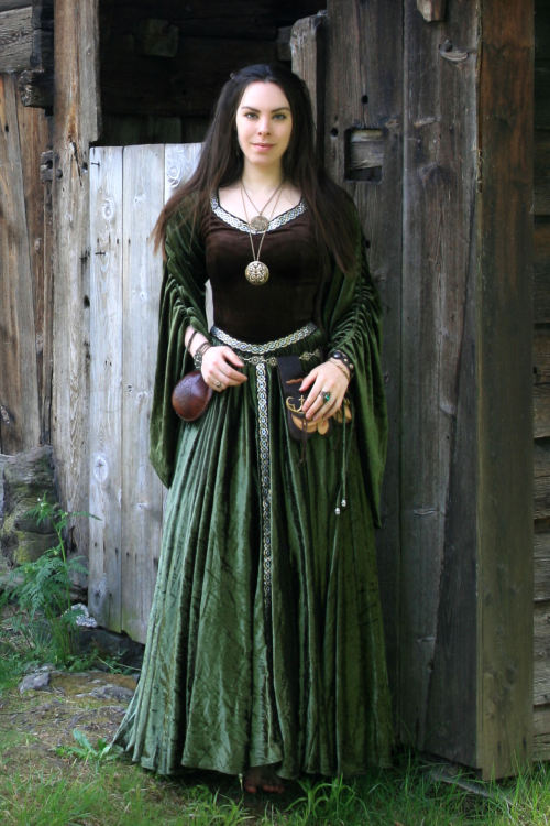 Voice of Nature - Outfit day 2 at the medieval fair :) Green and...