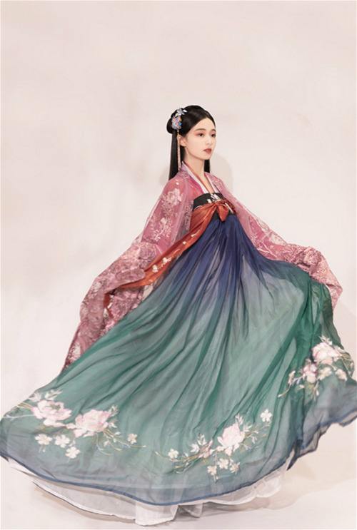 changan-moon:Chinese hanfu by 溯光十七