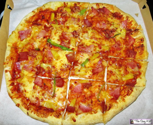 the hungry kat greenwich free pizza for one year greenwich pizza