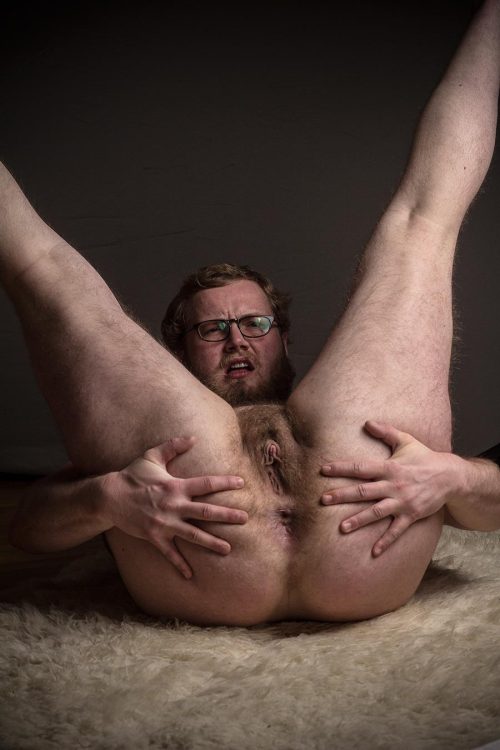 chancearmstrong:FTM Bear Chance Armstrong shows off...