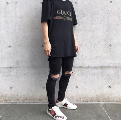 outfit with gucci sneakers