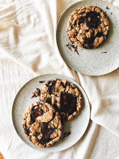 sweetoothgirl:TARA O'BRADY’S CHOCOLATE CHIP COOKIES (AKA...