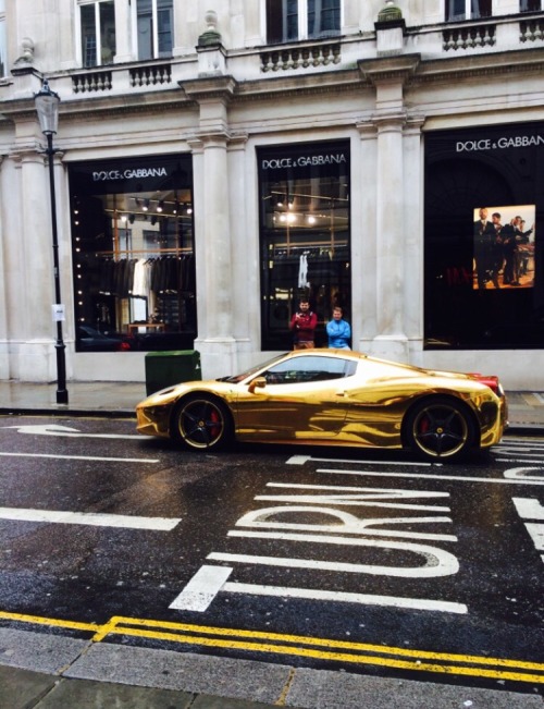 gold ferrari | Tumblr