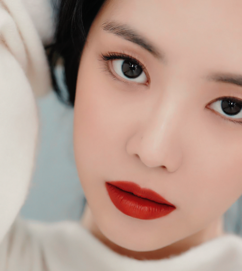 sefuns:Naeun ♡ Shu Uemura x ELLE Korea Magazine