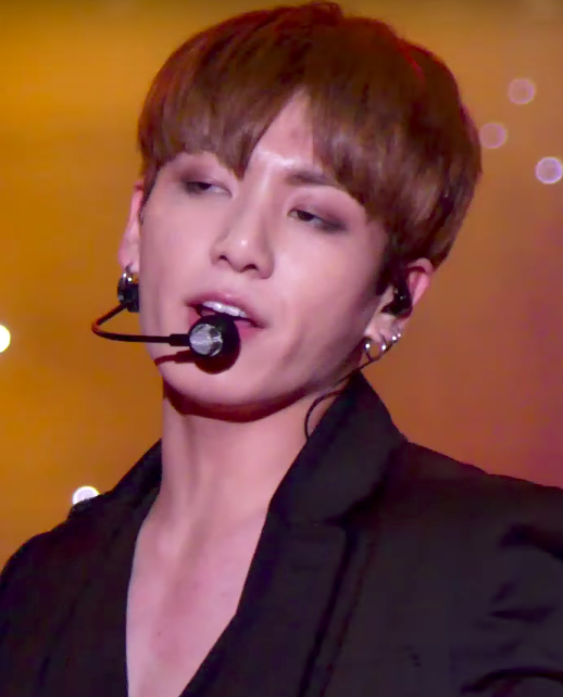 BTS — Jungkook angry fancam screenshots