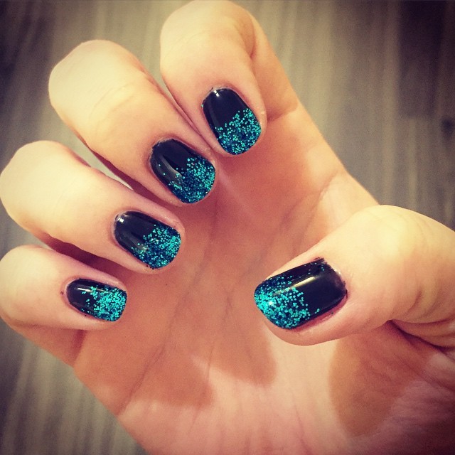 LittleNom's LittleBlog — Black shellac nails with turquoise glitter tips...