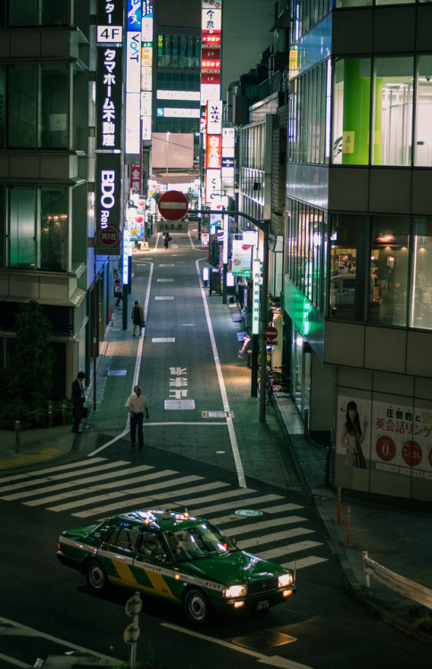 inefekt69:Shinjuku - Tokyo, Japan