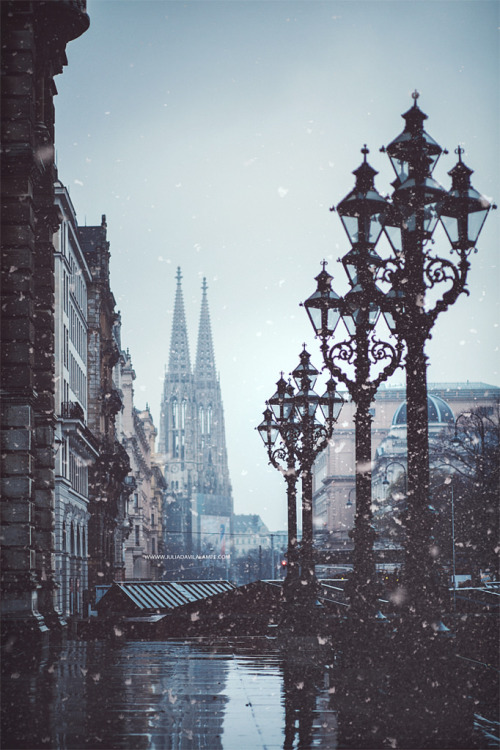 vintagepales2:Vienna,Austria by juliadavilalampe