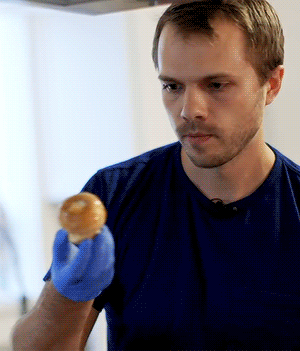 buzzfeed worth it andrew ilnyckyj my edit hm. his left arm in the second gif hm