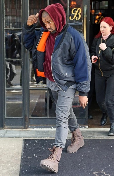 Kanye Wearing Yeezy Boost 950 2024 dvos