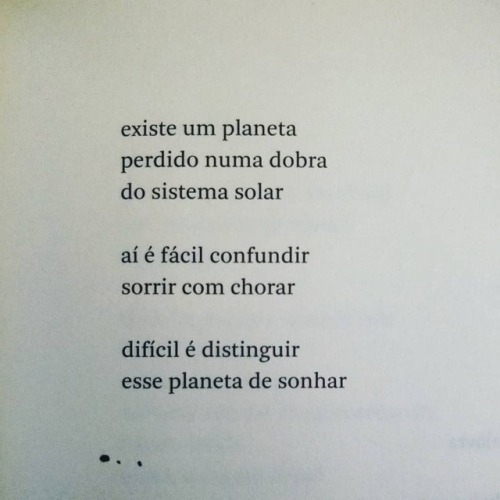 temploculturaldelfos:Paulo Leminski, no livro ‘Toda poesia’. São...