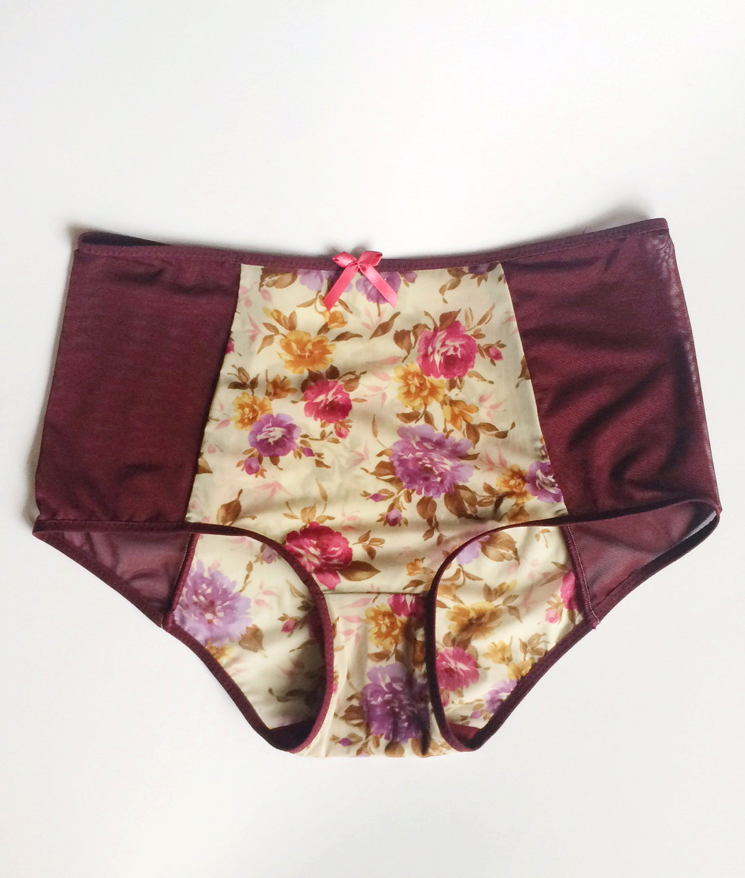 Panties by EgrettaGarzetta on Etsy • So Super...