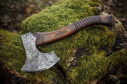 coolkenack:Custom made Damascus steel carving axe with leather...