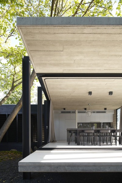 stxxz:<br /><br />Architects EAT - Elm  Willow House - Melbourne, Australia 2009<br />